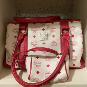 Mcm pink and white handbag💯💯 Authentic